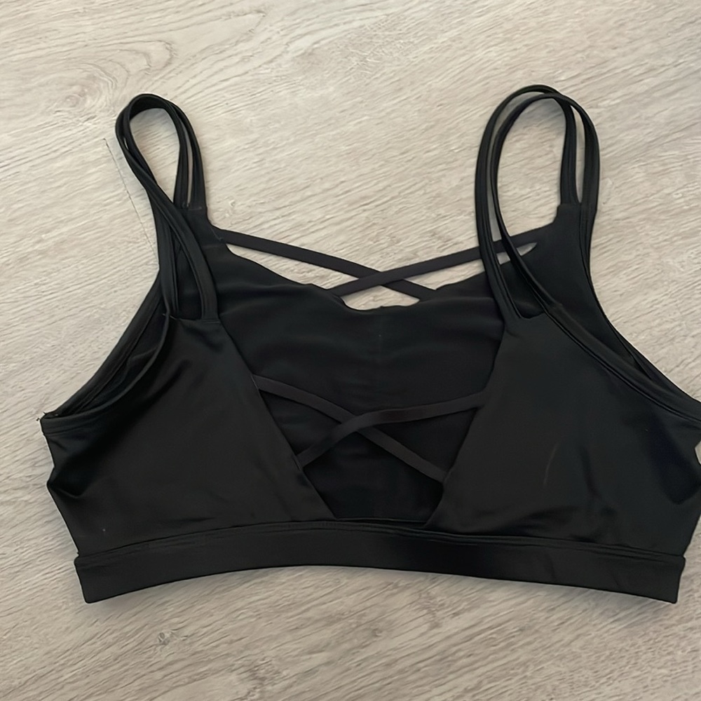 Medium Reebok athletic bra - Picture 2 of 3